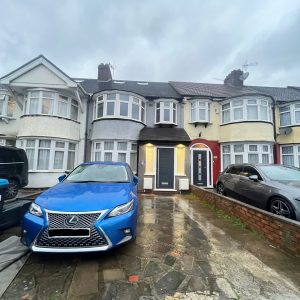 WhatsApp Image 2025-12-18 at 16.04.35