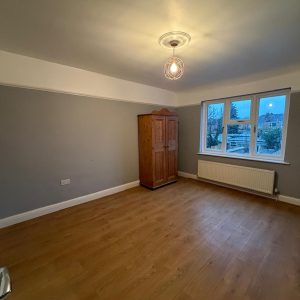 WhatsApp Image 2025-12-18 at 15.58.1522